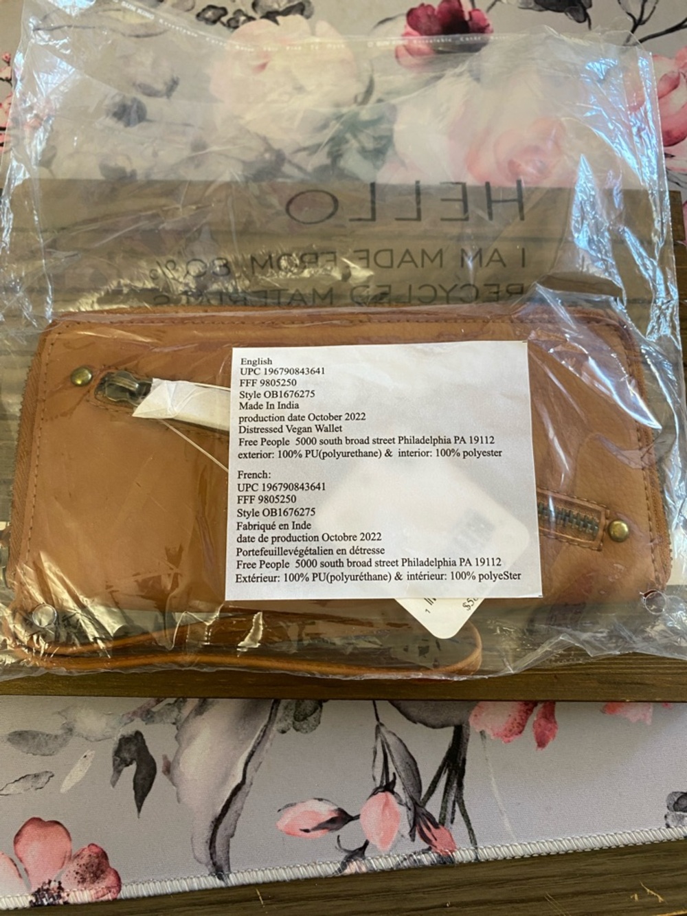 Free People Distressed Vegan Leather Zip Wallet Wristlet Brown NWT - Picture 13 of 16